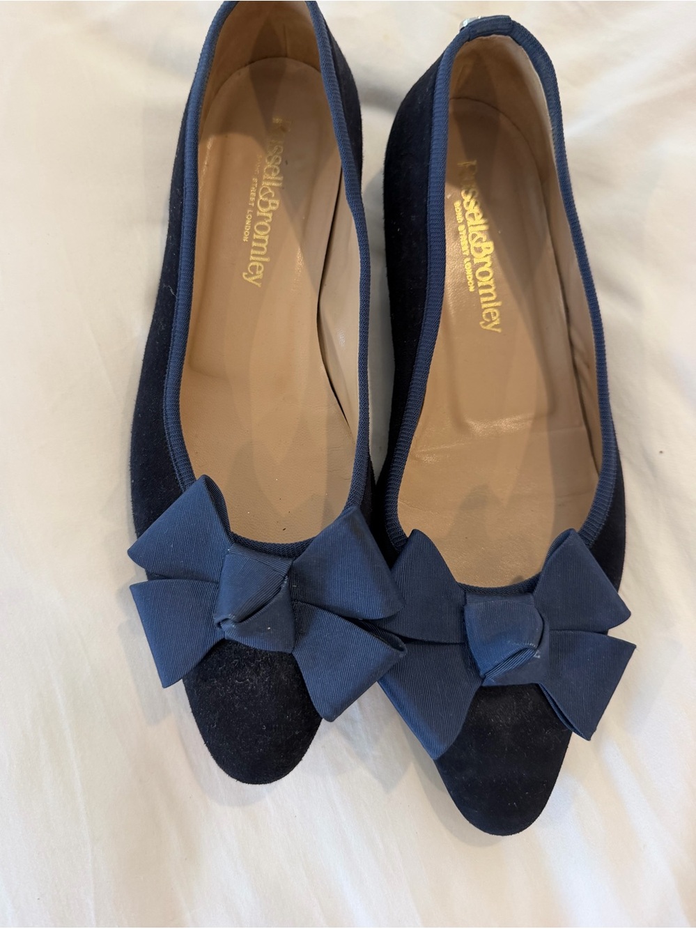 Russell & Bromley Navy Suede Bow Ballet Flats EU 39